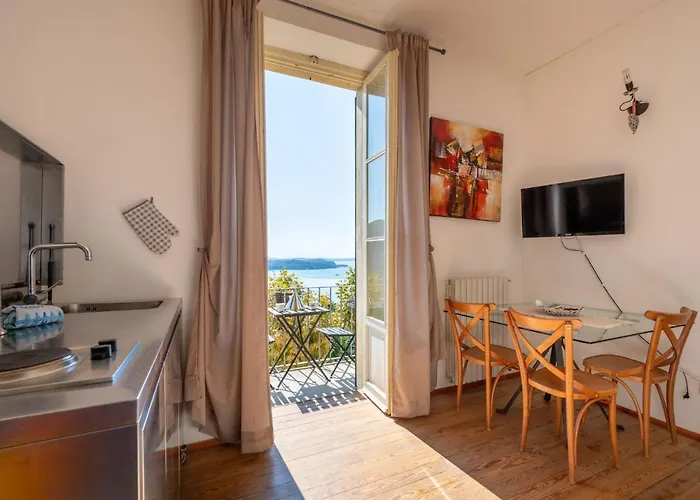 Vittoria By Interhome 公寓